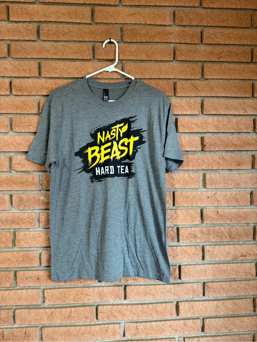 Monster Energy hard tea "Nasty beast" Tshirt men’s medium